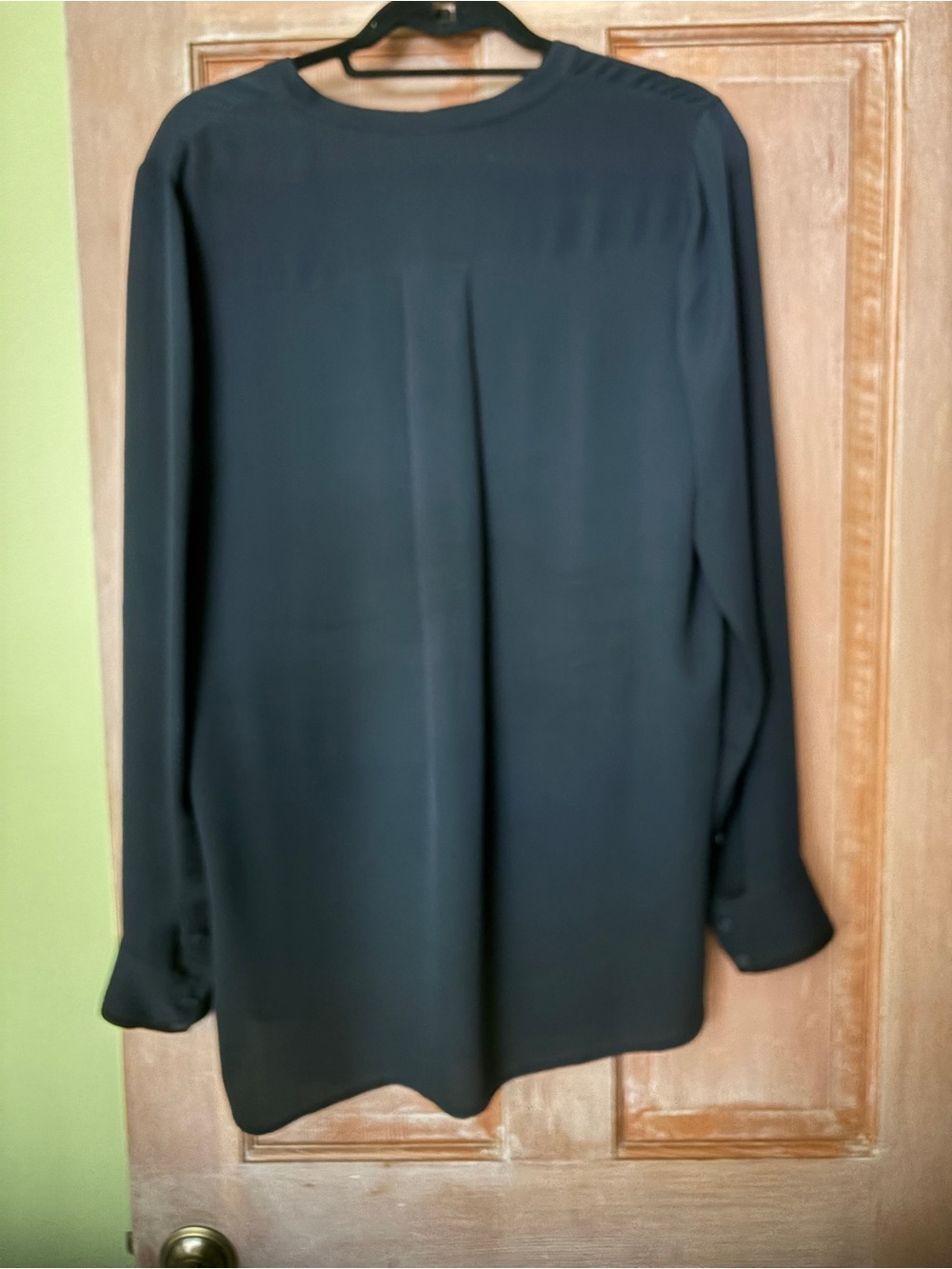 Vince Navy Blue Long-Sleeve Button-Down Blouse